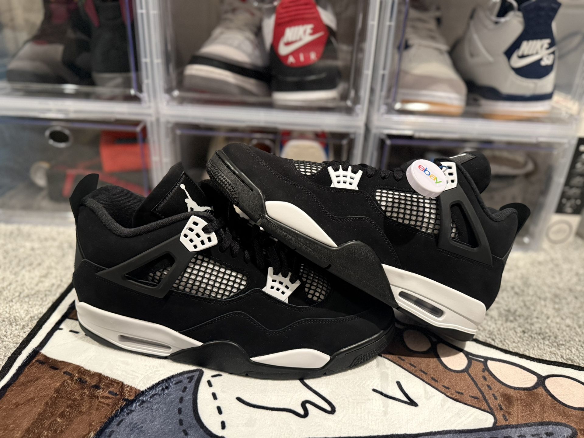 Jordan Retro 4 White Thunder Size 13