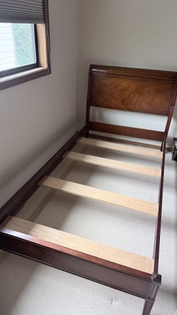 Mahogany Sleigh Bed