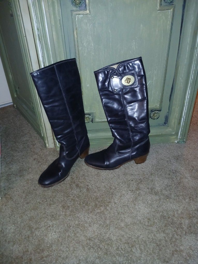 Black Coach Boots Size 7 1/2