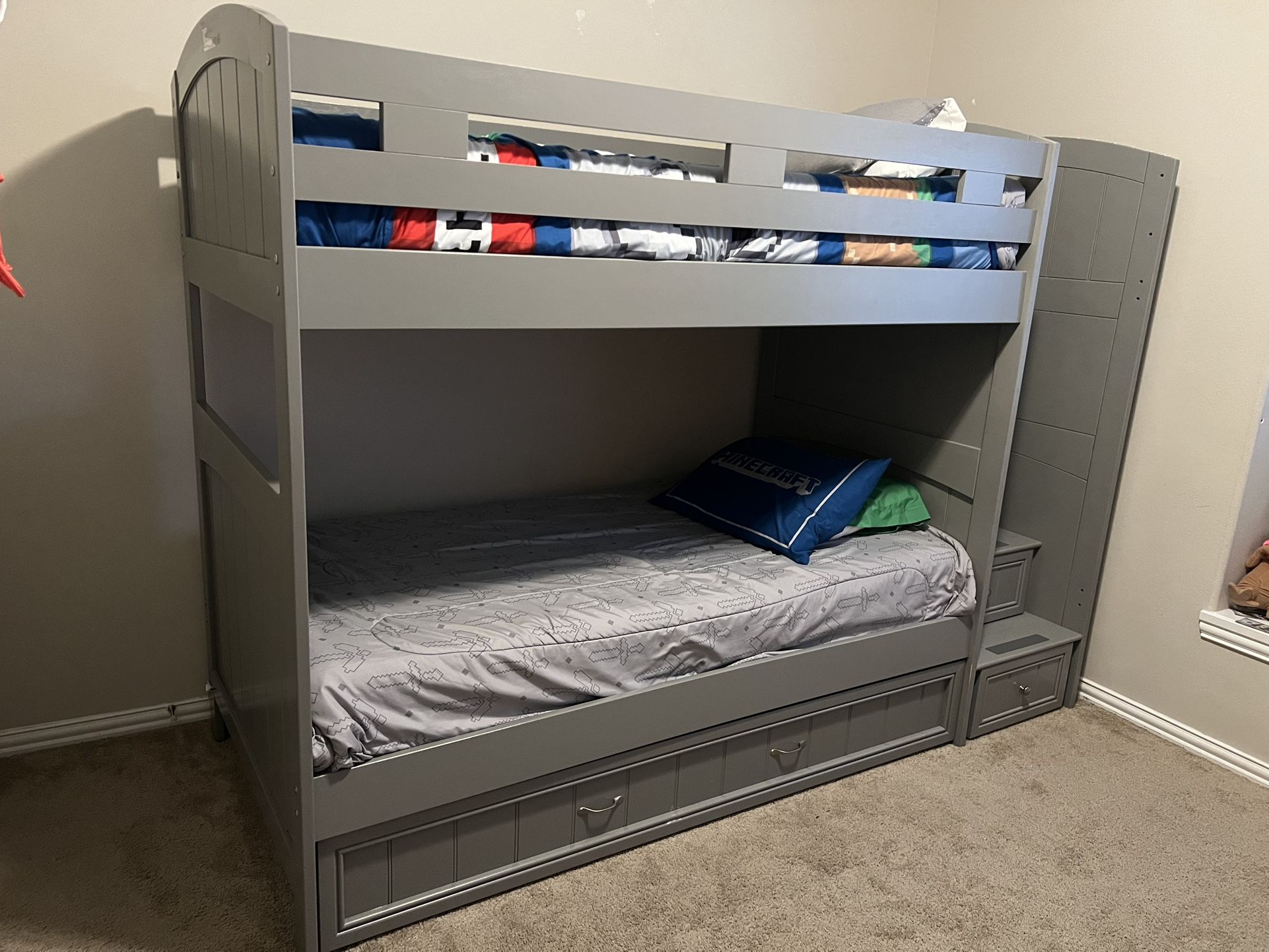 Literas /bunk Beds