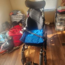 Quickie Iris Manual Custom Wheelchair