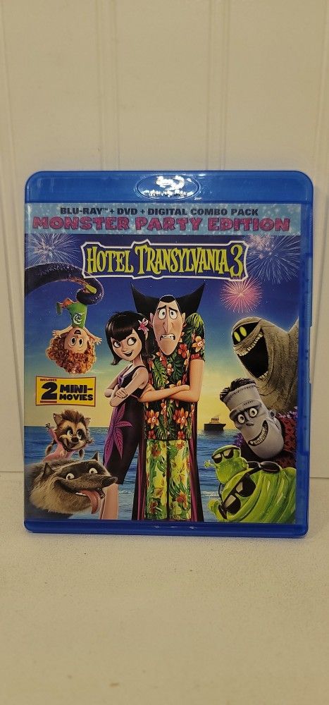 $5 BLU RAY MOVIE. HOTEL TRANSYLVANIA 3. BLU RAY ONLY. NO DIGITAL. $5 OR TRADE FOR A MOVIE TITLE I DO NOT ALREADY OWN.