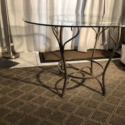 Kitchen/Dining table With Square Top Rounded Edges