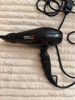 Babyliss blow dryer