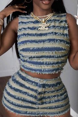 Women’s Clothes 