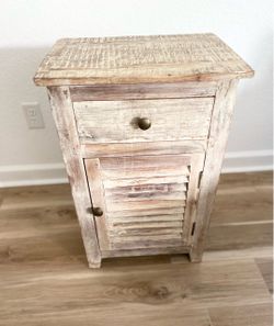Rustic Whitewashed Mango Wood Nightstand with Drawer