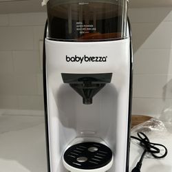 Baby Brezza Formula Dispenser Machine