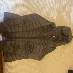 Columbia Women’s Puffer Jacket 