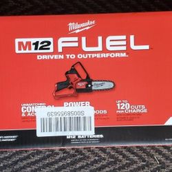  NEW IN BOX Milwaukee Tool w/ M12 FUEL HATCHET Combo Kit