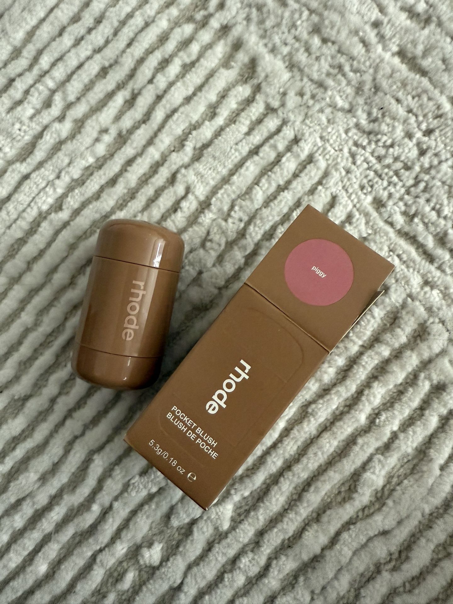 Rhode pocket blush