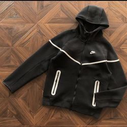 Reflective Nike Tech 