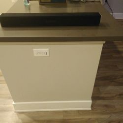 Vizio Center Speaker Sounds Great Works Perfectly No Remote