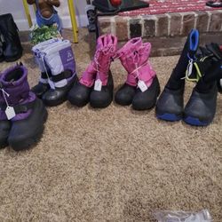 Snow Boots Size 11 N 2 N 12 N 4 N 2. 20.00 Each Pair
