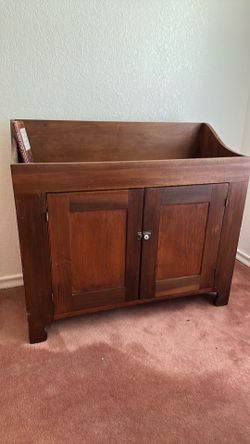 Antique Dry Wash Stand