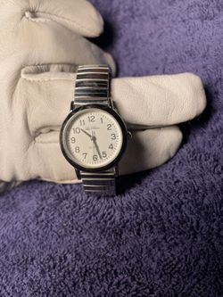 Le Blanc Women's Quartz Watch Silver Tone Stainless Steel Bezel 10420803 Quartz