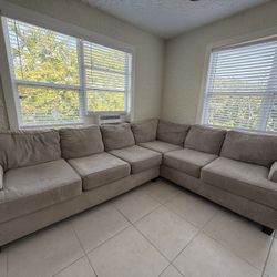 Couch/Sofa