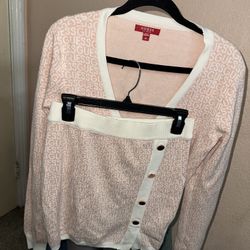 2 Piece From Guess Read Description 