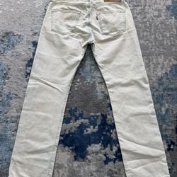 Men’s Levi Jeans 32 