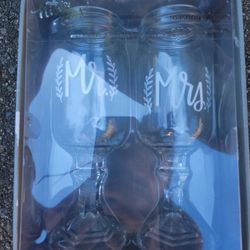 MR&MRS MASON JAR TOASTING GLASSES!