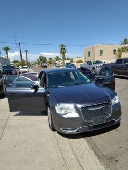2017 Chrysler 300