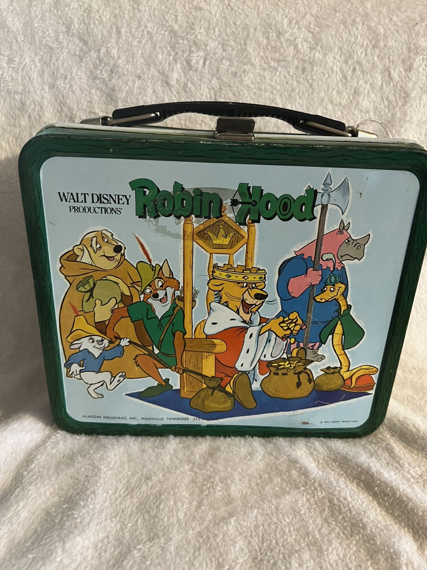 1974 Disney “Robin Hood lunchbox With thermos Collectible