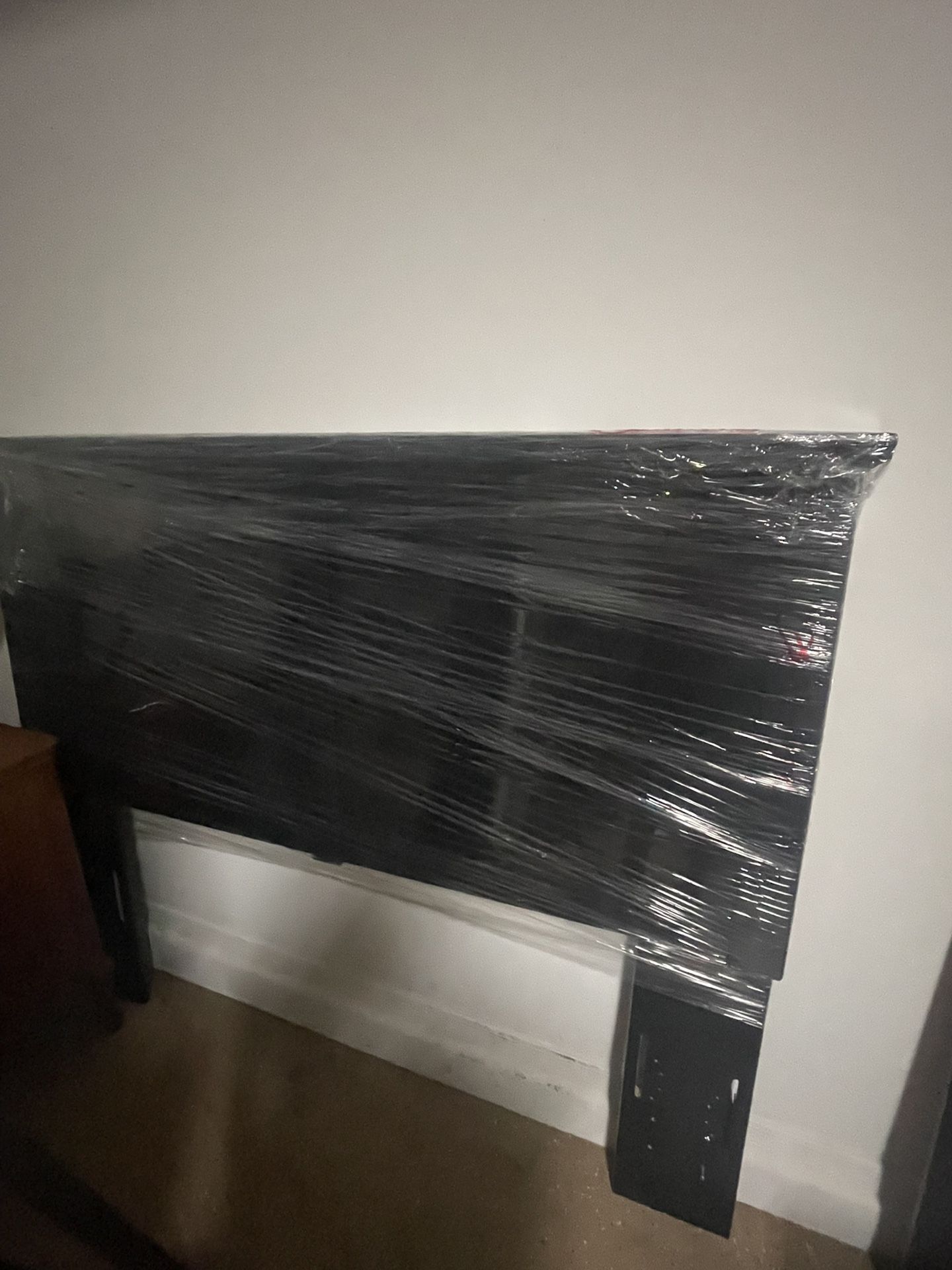 Bedroom set queen bed frame, headboard, dresser, nightstand