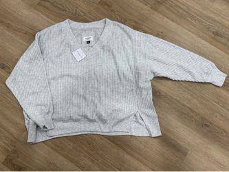 American Eagle Long Sleeve