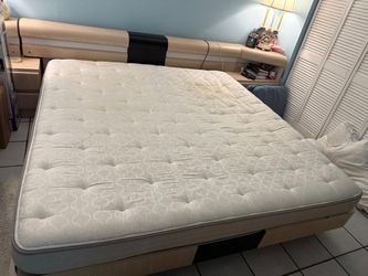 Matress KING    DONATION