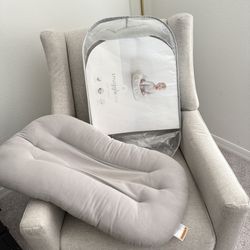 Snuggle Me Lounger With Cover