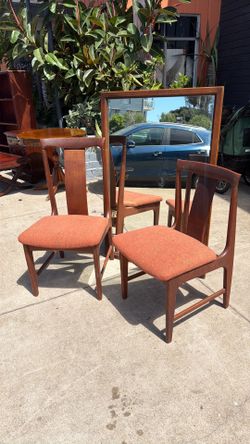 Mid Century his hers  chairs