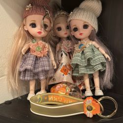 Beautiful Dolls Keychain 
