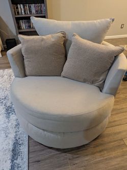 1-2 man swivel chair