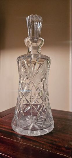 Cut Crystal Decanter with Stopper