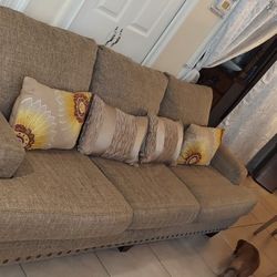 Couch with cushions 