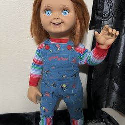 CHILDS PLAY CHUCKY DOLL