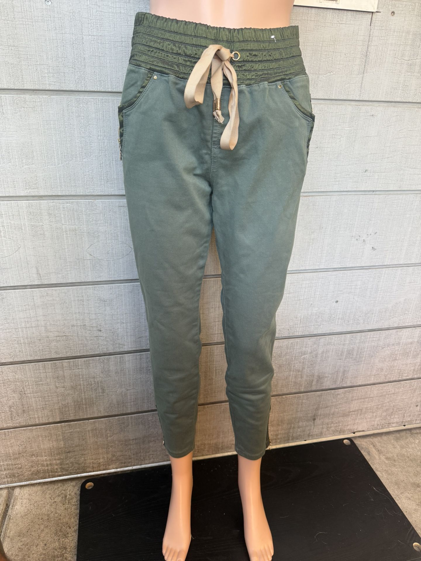 Women’s Colombiano Butt Shaper Jeans Size 12