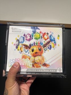 Pokémon Scarlet & Violet Prismatic Evolutions Elite Trainer Box