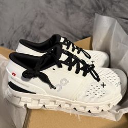 OnCloud Women’s Shoes