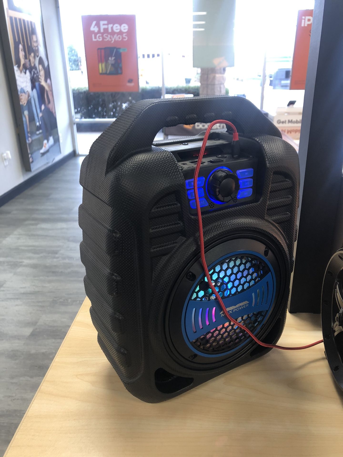 Max power speaker