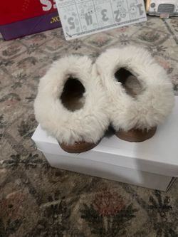 Warm slippers