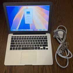 MacBook Air 13” 2017/8GB RAM/128GB SSD/Fully Functional/Excellent Battery/MacOS Sequoia
