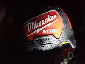 Milwaukee Tape Measure 25 Ft Brand New Senco Palm Nailer