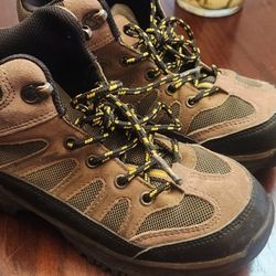 Hiking Boots/youth Size 3 Like New