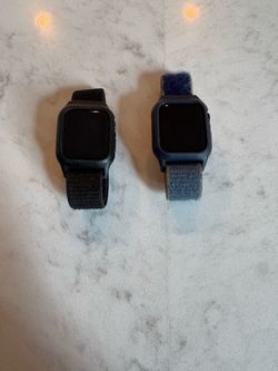 2 Apple Watch SE 1st generation watches