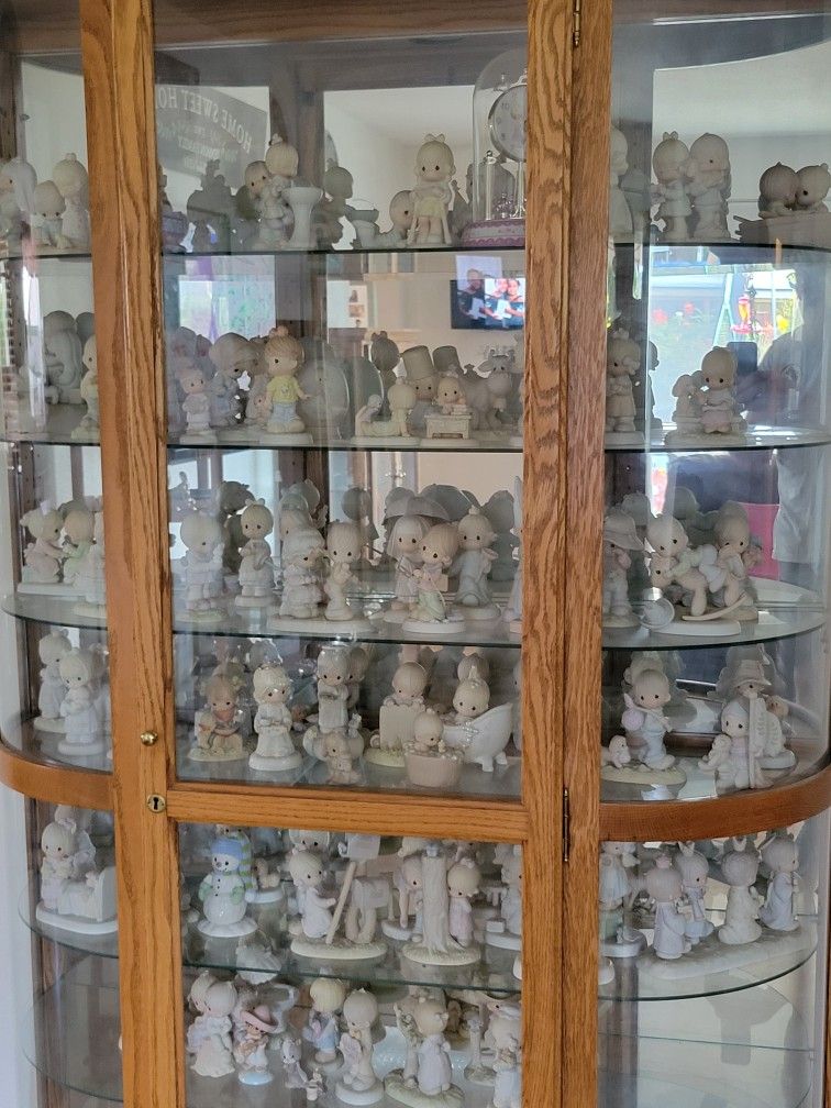 Precious Moments Figurines