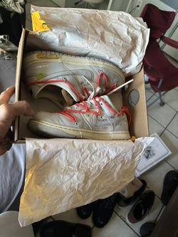 Off-White Lot 6 