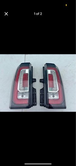 Gmc Yukon rear brake lights 2016/2017 part
