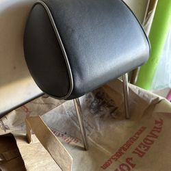 Headrest For 2001 Lexus Is300, Front