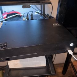 Xbox One X 