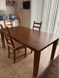 IKEA dining table+3 IKEA chairs